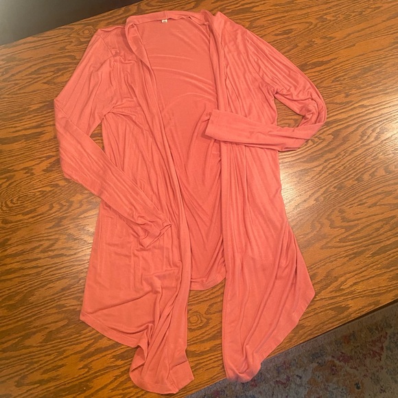 Pink cardigan - Picture 2 of 2